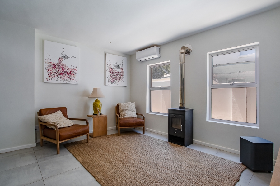 3 Bedroom Property for Sale in Mountain Crest Private Estate Western Cape